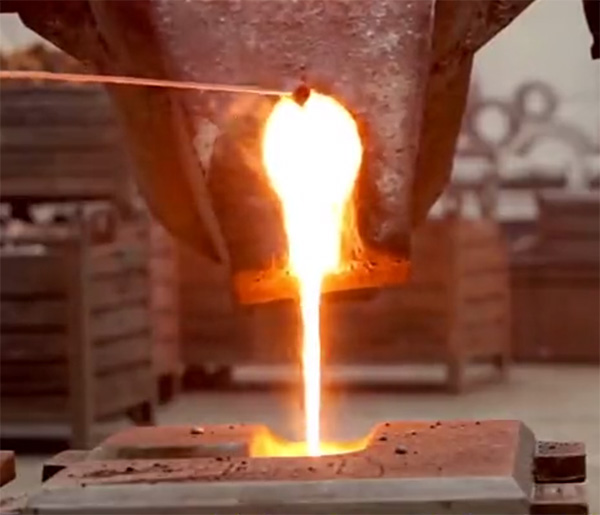 molten aluminum