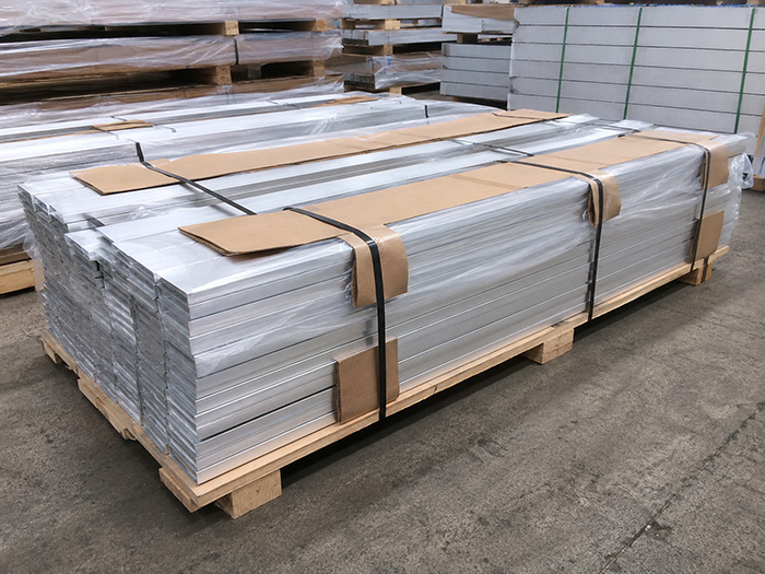 aluminium flat bars packages